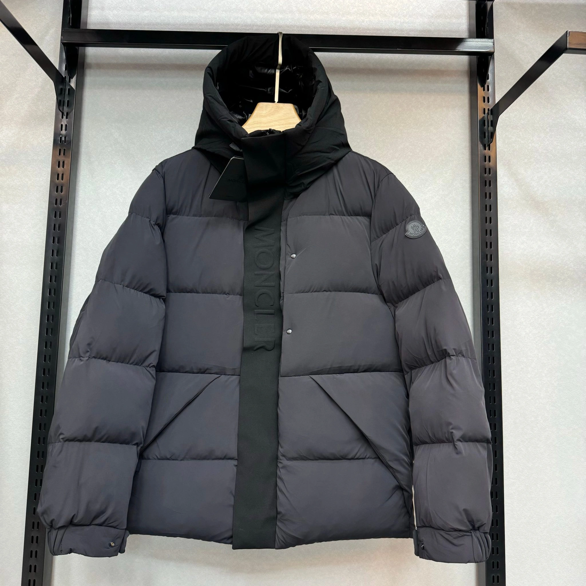 wg.luxury- 7o9385r Down jacket nylon white duck down 2colour item:E-F125H2254-2